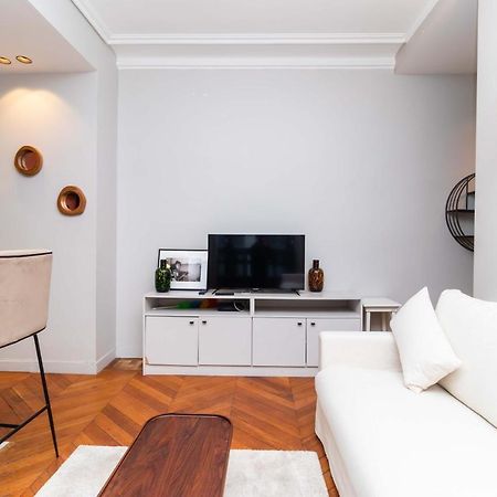 Apartment Center Of Paris By Studio Prestige Buitenkant foto
