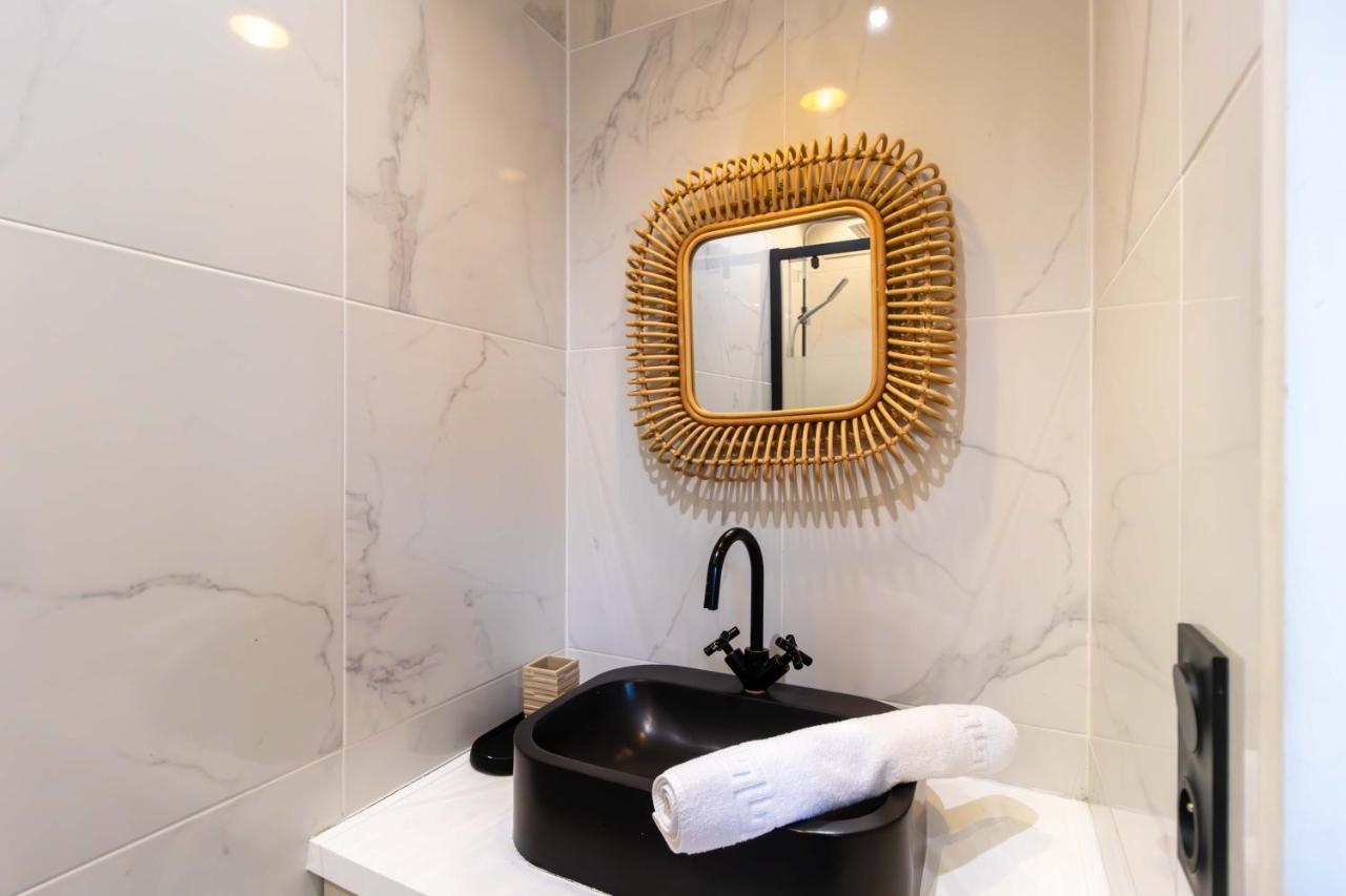 Apartment Center Of Paris By Studio Prestige Buitenkant foto